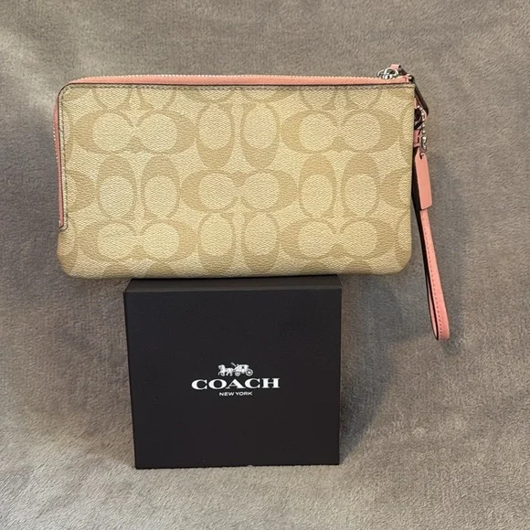 🤎🩷COACH🤎🩷Tan & Salmon Signature Coated Canvas Double Zip Wallet/EUC - Picture 3 of 16